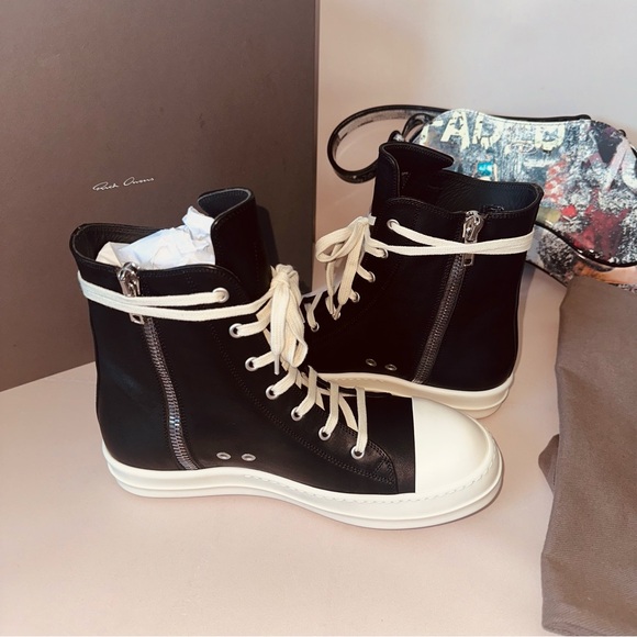 RICK OWENS Black Washed Calf Sneaker - Picture 5 of 5